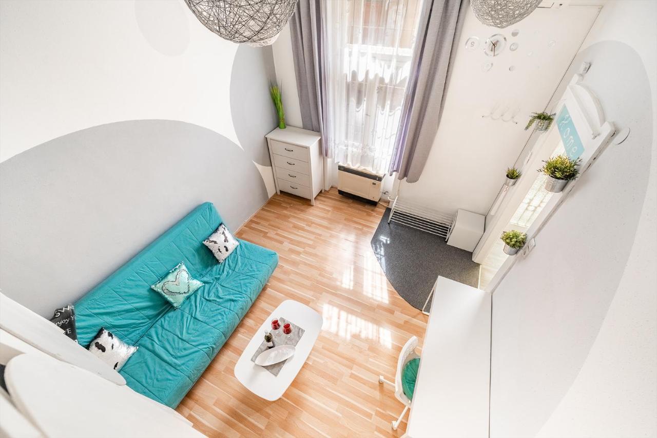 Sunny Dots - Free Parking! Appartement Boedapest